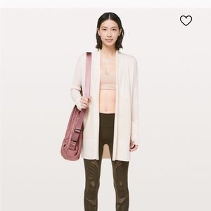 Lululemon leggings size 4